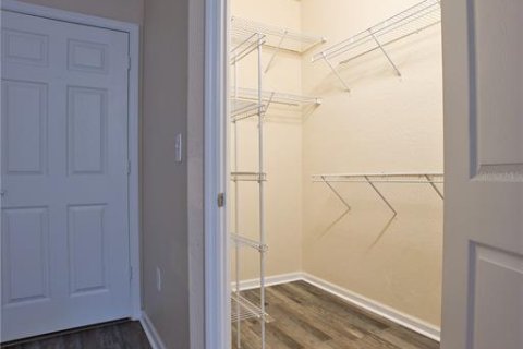 Condominio en alquiler en Orlando, Florida, 3 dormitorios, 115.94 m2 № 1909736 - foto 18