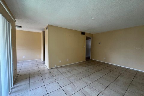 Copropriété à louer à Tampa, Floride: 1 chambre, 65.68 m2 № 2258527 - photo 10