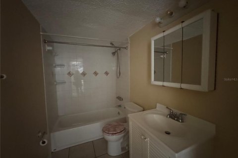 Copropriété à louer à Tampa, Floride: 1 chambre, 65.68 m2 № 2258527 - photo 6