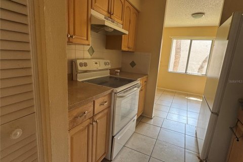 Copropriété à louer à Tampa, Floride: 1 chambre, 65.68 m2 № 2258527 - photo 3