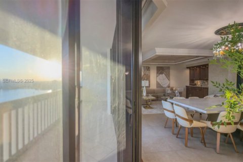 Condominio en venta en Aventura, Florida, 3 dormitorios, 237.83 m2 № 2089095 - foto 7