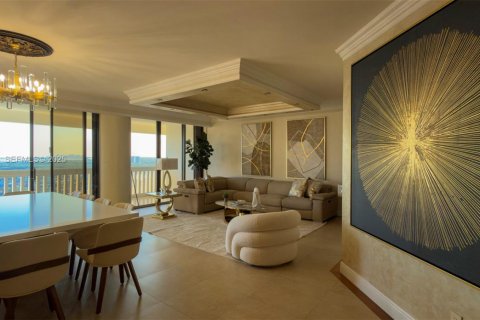 Condominio en venta en Aventura, Florida, 3 dormitorios, 237.83 m2 № 2089095 - foto 2