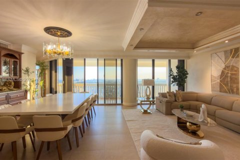 Condominio en Aventura, Florida, 3 dormitorios  № 2089095