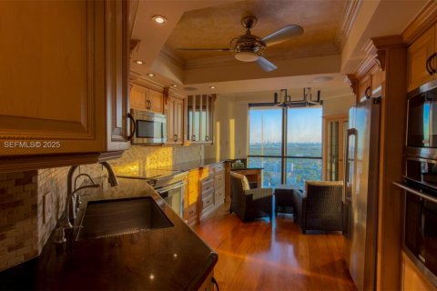 Condominio en venta en Aventura, Florida, 3 dormitorios, 237.83 m2 № 2089095 - foto 3