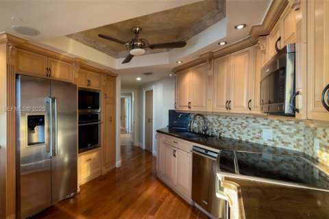Condominio en venta en Aventura, Florida, 3 dormitorios, 237.83 m2 № 2089095 - foto 5