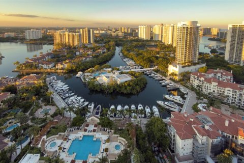 Condominio en venta en Aventura, Florida, 3 dormitorios, 237.83 m2 № 2089095 - foto 20