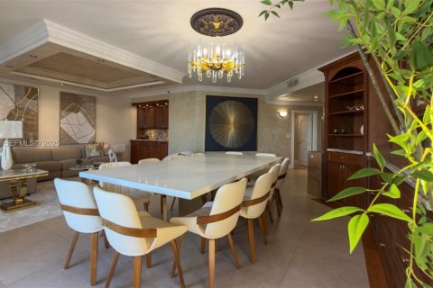 Condominio en venta en Aventura, Florida, 3 dormitorios, 237.83 m2 № 2089095 - foto 6