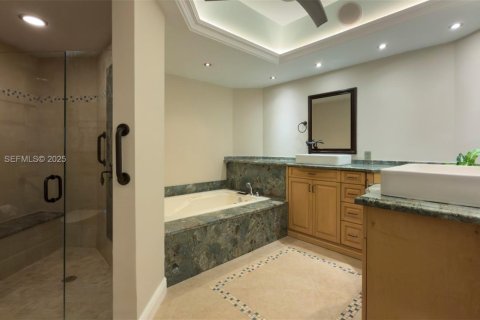 Condominio en venta en Aventura, Florida, 3 dormitorios, 237.83 m2 № 2089095 - foto 12
