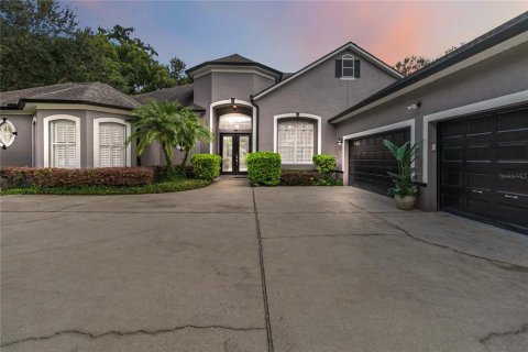 Villa ou maison à vendre à Winter Park, Floride: 4 chambres, 308.71 m2 № 1910053 - photo 1