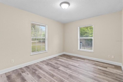 House in Floral City, Florida 3 bedrooms, 150.5 sq.m. № 1751724 - photo 18