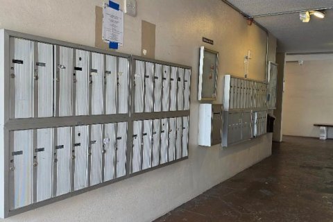Купить кондоминиум в Лодердейл-Лейкс, Флорида 3 комнаты, 65.5м2, № 2175440 - фото 6