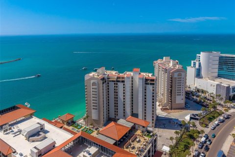 Condo in Clearwater, Florida, 2 bedrooms  № 2210890 - photo 18