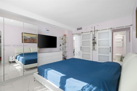 Купить кондоминиум в Холливуд, Флорида 1 спальня, 94.85м2, № 2270409 - фото 21