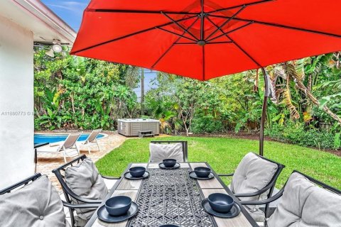 Купить виллу или дом в Окленд-Парк, Флорида 4 спальни, 145.48м2, № 1924377 - фото 6