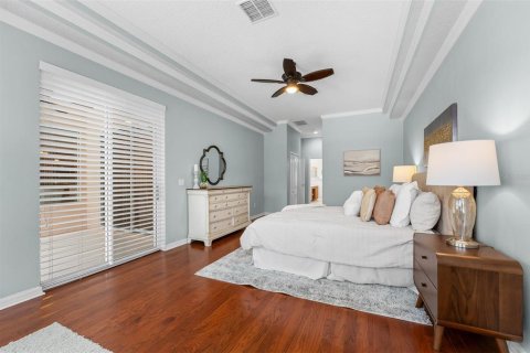 House in Orlando, Florida 5 bedrooms, 352.66 sq.m. № 2396108 - photo 23