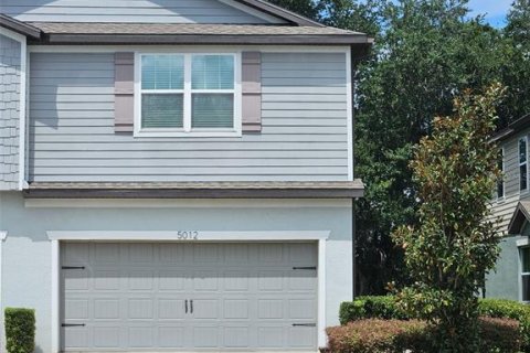 Adosado en Tampa, Florida 3 dormitorios, 174.66 m2 № 2259212