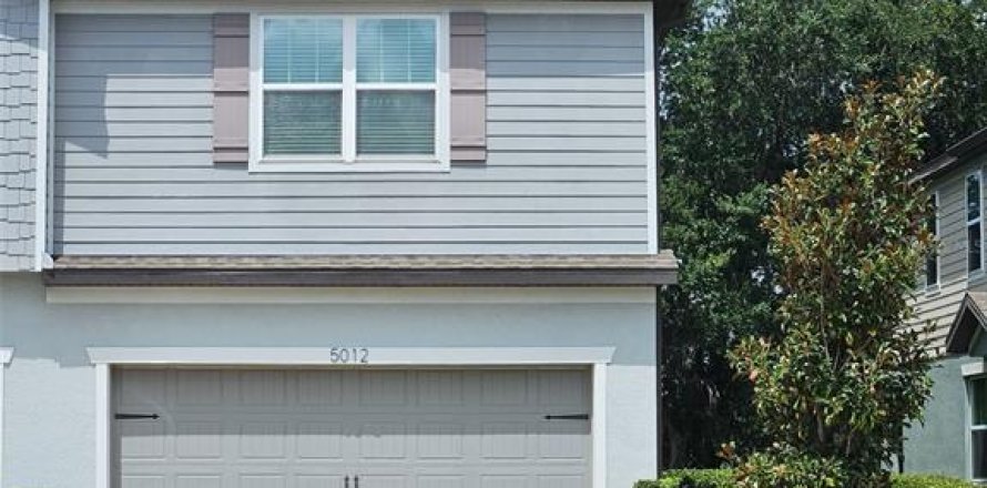Adosado en Tampa, Florida 3 dormitorios, 174.66 m2 № 2259212