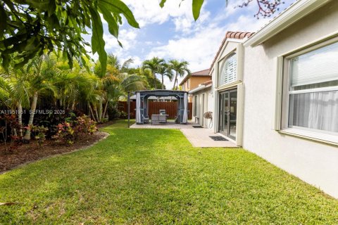 Casa en venta en Cutler Bay, Florida, 3 dormitorios, 188.78 m2 № 2008683 - foto 27