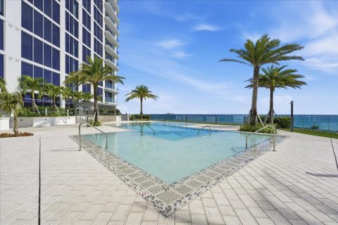 Condominio en venta en Fort Lauderdale, Florida, 3 dormitorios, 222.5 m2 № 2082730 - foto 21