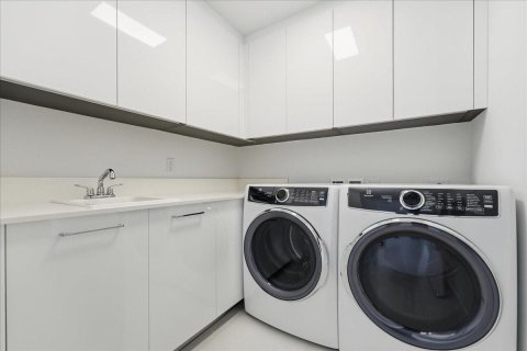 Condominio en venta en Fort Lauderdale, Florida, 3 dormitorios, 222.5 m2 № 2082730 - foto 18