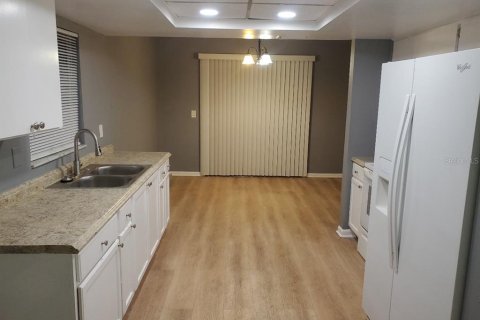 Купить виллу или дом в Тампа, Флорида 3 комнаты, 115.57м2, № 2201154 - фото 3
