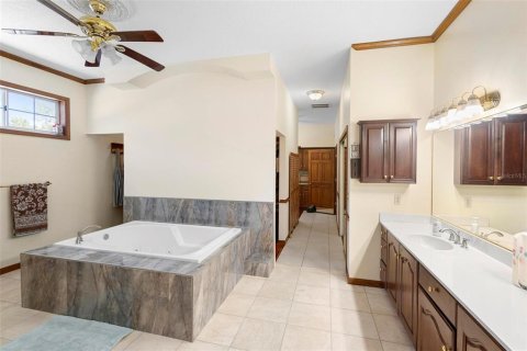 Villa ou maison à vendre à DeLand, Floride: 4 chambres, 292.18 m2 № 1644637 - photo 20