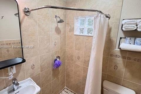 House in Miami Springs, Florida 2 bedrooms, 100.06 sq.m. № 1929286 - photo 7