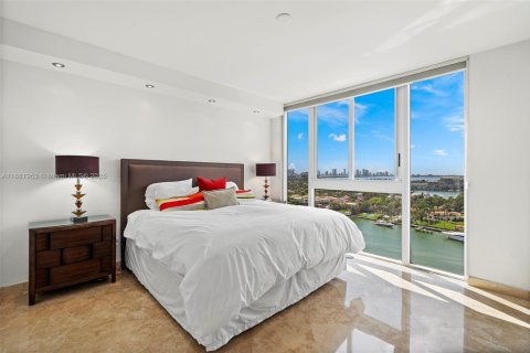 Condo in Miami Beach, Florida, 2 bedrooms  № 1977863 - photo 28