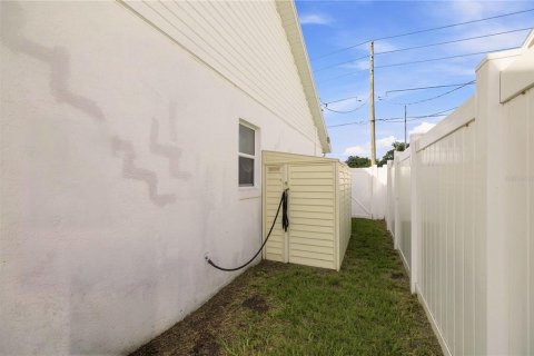Casa en venta en Beverly Hills, Florida, 2 dormitorios, 133.41 m2 № 2225464 - foto 14