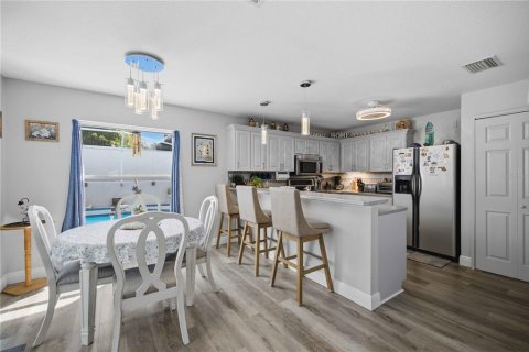 Casa en venta en Beverly Hills, Florida, 2 dormitorios, 133.41 m2 № 2225464 - foto 22