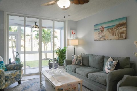 Copropriété à vendre à Sunrise, Floride: 1 chambre, 59.46 m2 № 2245541 - photo 12