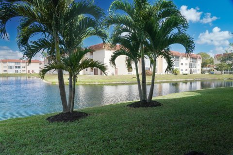 Copropriété à vendre à Sunrise, Floride: 1 chambre, 59.46 m2 № 2245541 - photo 9