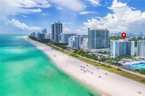 Снять в аренду кондоминиум в Майами-Бич, Флорида 1 спальня, 117.06м2, № 2043962 - фото 3
