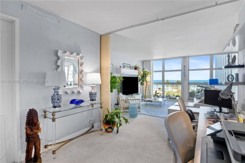 Снять в аренду кондоминиум в Майами-Бич, Флорида 1 спальня, 117.06м2, № 2043962 - фото 6