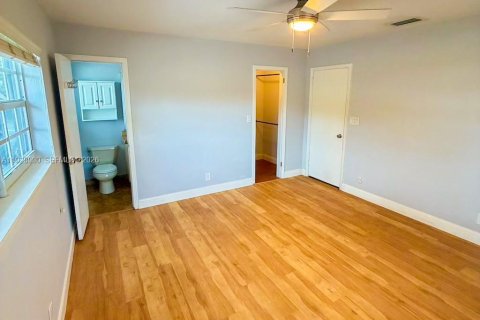 Casa en alquiler en Pompano Beach, Florida, 3 dormitorios, 145.3 m2 № 1993449 - foto 21