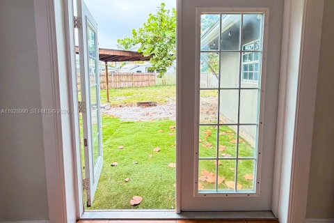 Casa en alquiler en Pompano Beach, Florida, 3 dormitorios, 145.3 m2 № 1993449 - foto 27