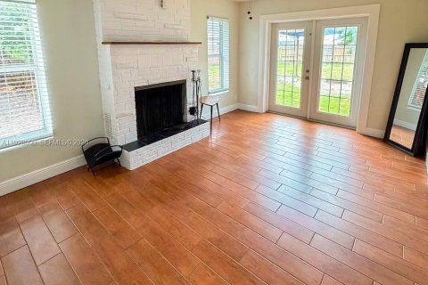 Casa en alquiler en Pompano Beach, Florida, 3 dormitorios, 145.3 m2 № 1993449 - foto 16