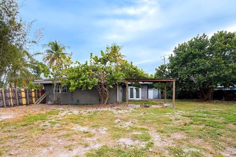 Casa en alquiler en Pompano Beach, Florida, 3 dormitorios, 145.3 m2 № 1993449 - foto 30