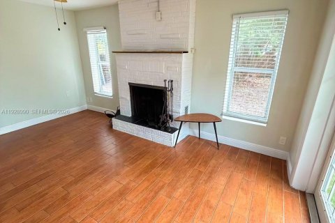 Casa en alquiler en Pompano Beach, Florida, 3 dormitorios, 145.3 m2 № 1993449 - foto 17