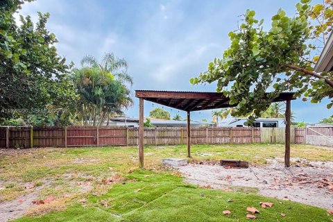 Casa en alquiler en Pompano Beach, Florida, 3 dormitorios, 145.3 m2 № 1993449 - foto 29