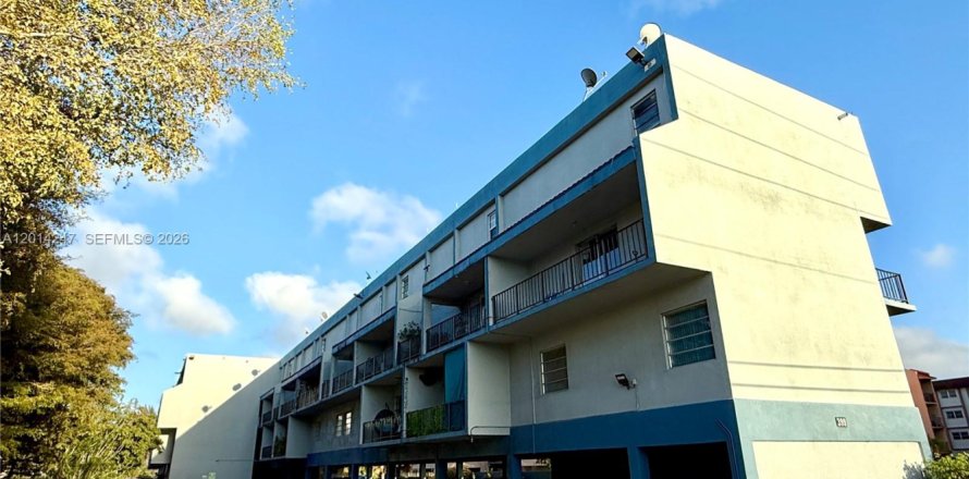 Condo à Miami, Floride, 2 chambres  № 2076070
