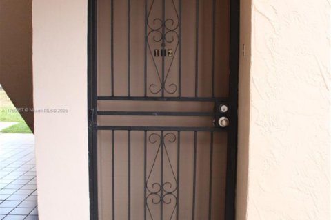 Купить кондоминиум в Майами, Флорида 1 спальня, 76.18м2, № 1714525 - фото 1
