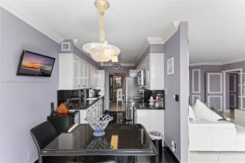 Купить кондоминиум в Авентура, Флорида 2 спальни, 135.64м2, № 2051631 - фото 30