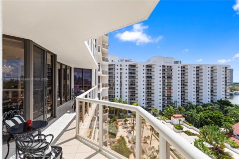 Купить кондоминиум в Авентура, Флорида 2 спальни, 135.64м2, № 2051631 - фото 17