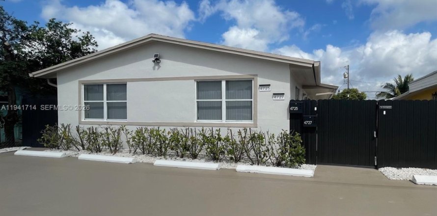 Villa ou maison à Miami, Floride 3 chambres, 215.72 m2 № 2002497