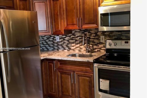 Condominio en venta en Dania Beach, Florida, 1 dormitorio, 66.24 m2 № 1982247 - foto 4