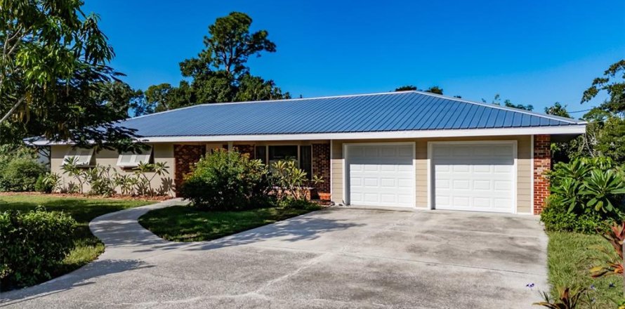 Villa ou maison à Ruskin, Floride 3 chambres, 160.72 m2 № 2429508