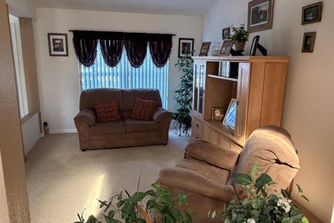 Villa ou maison à vendre à Port St. Lucie, Floride: 3 chambres, 184.5 m2 № 2261770 - photo 6