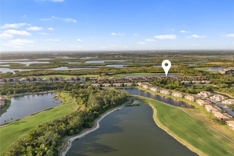 Снять в аренду кондоминиум в Брейдентон, Флорида 2 спальни, 145.02м2, № 2266965 - фото 2