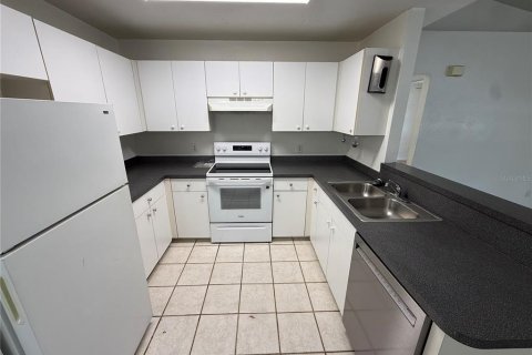 Appartement à louer à Ocala, Floride: 2 chambres, 231.88 m2 № 2280091 - photo 5
